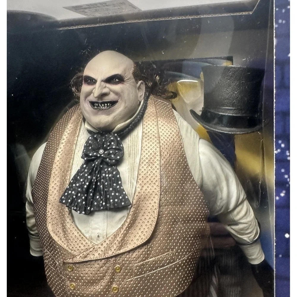 NECA Batman Returns 1/4 Scale Mayoral Penguin Danny Devito Action Figure Sealed
